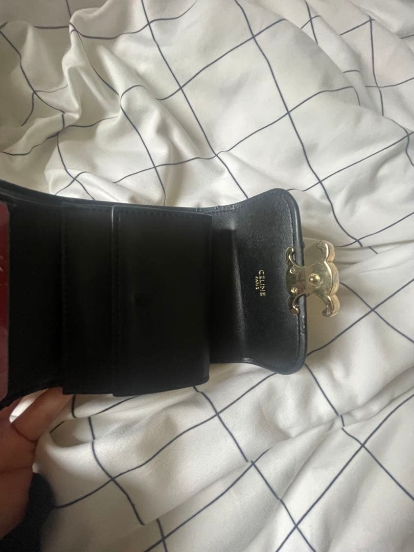 大幅値引き中！！CELINE ブラック 二つ折り財布