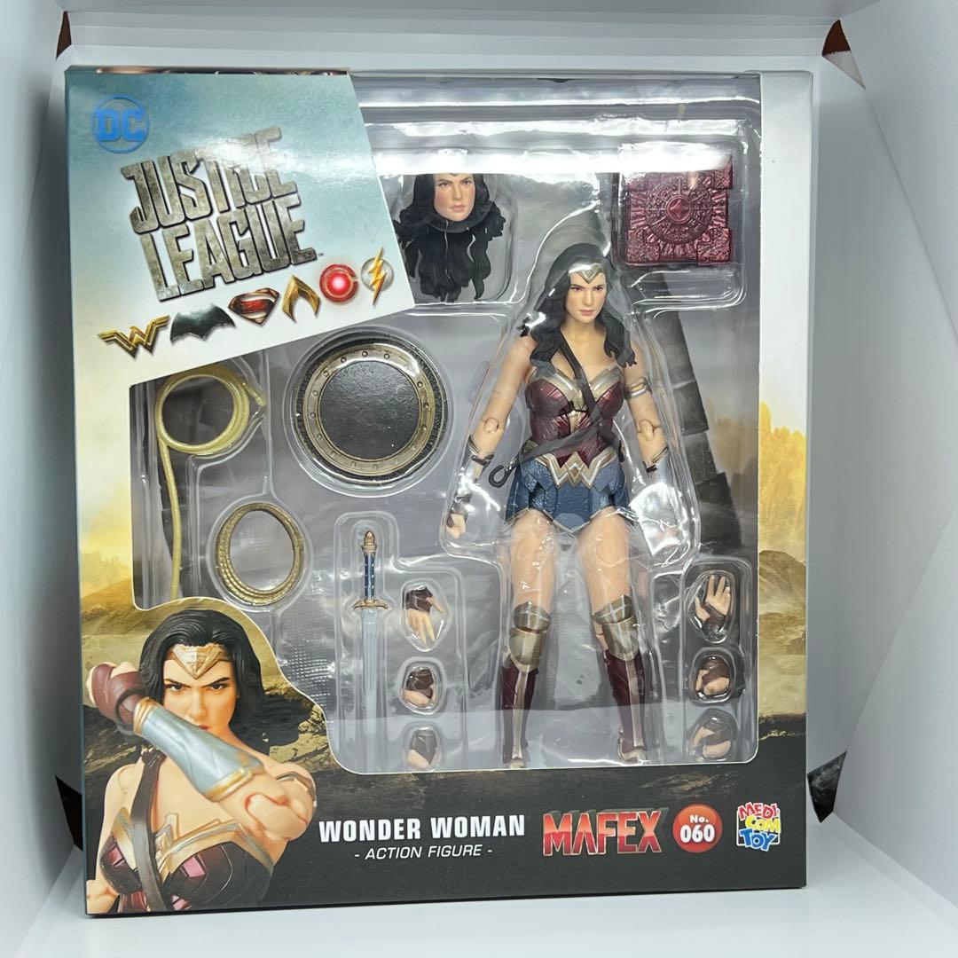 マフェックス No.060 MAFEX ワンダーウーマン　ジャスティスリーグ