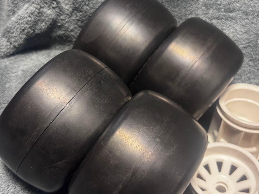 R31HOUSE スリックタイヤ 4本セット WR-02 ホイール付 未走行