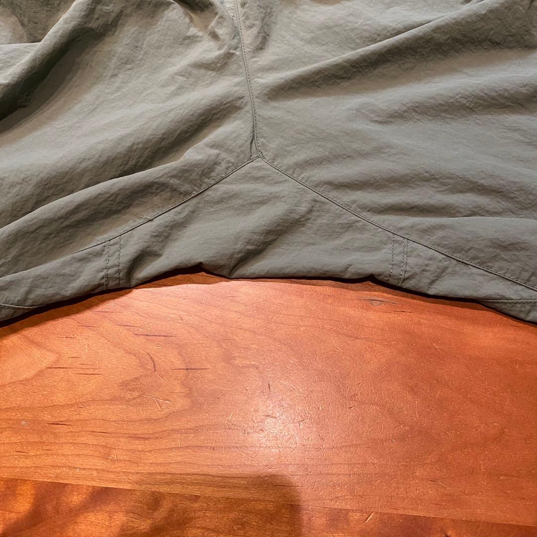 グラミチ　ナイロンフレアパンツ　Mサイズ