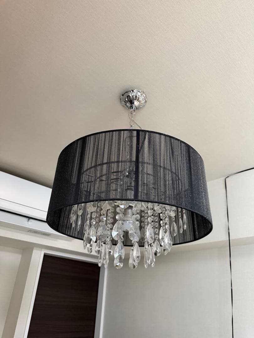 ブラックシャンデリアライト