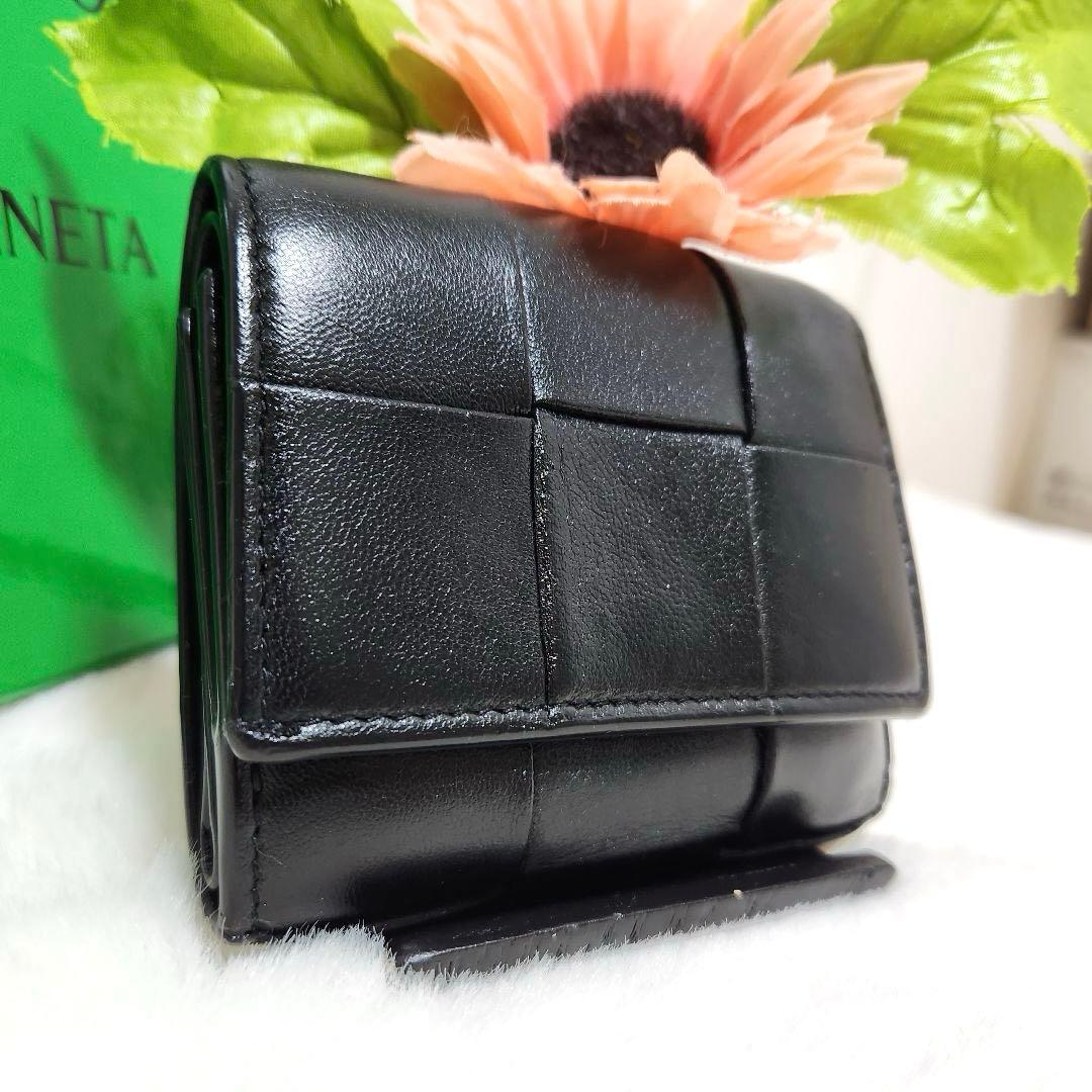 ✨極美品　付属品完備✨ボッテガ　三つ折り　イントレチャート　カセット　ブラック