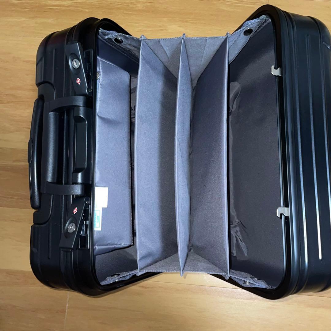 スーツケース　35リットル　機内持ち込み　16日まで特価