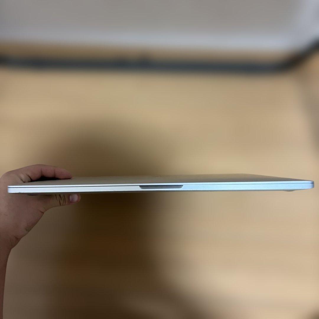 MacBookPro 　早急に売りたいです