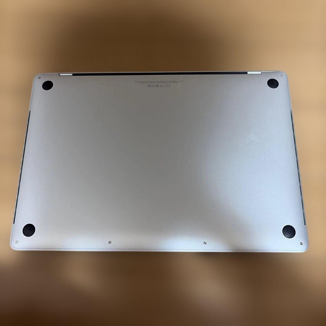 MacBookPro 　早急に売りたいです