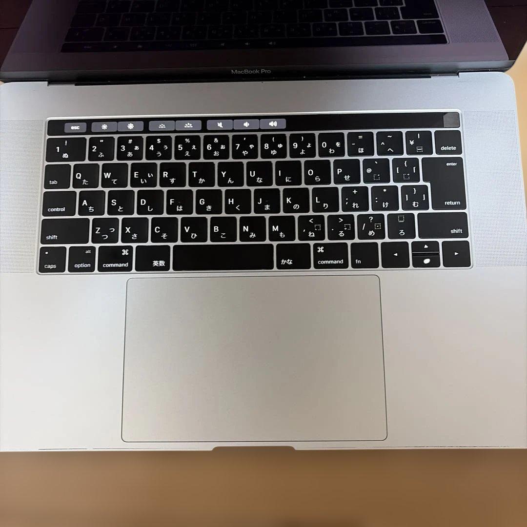 MacBookPro 　早急に売りたいです
