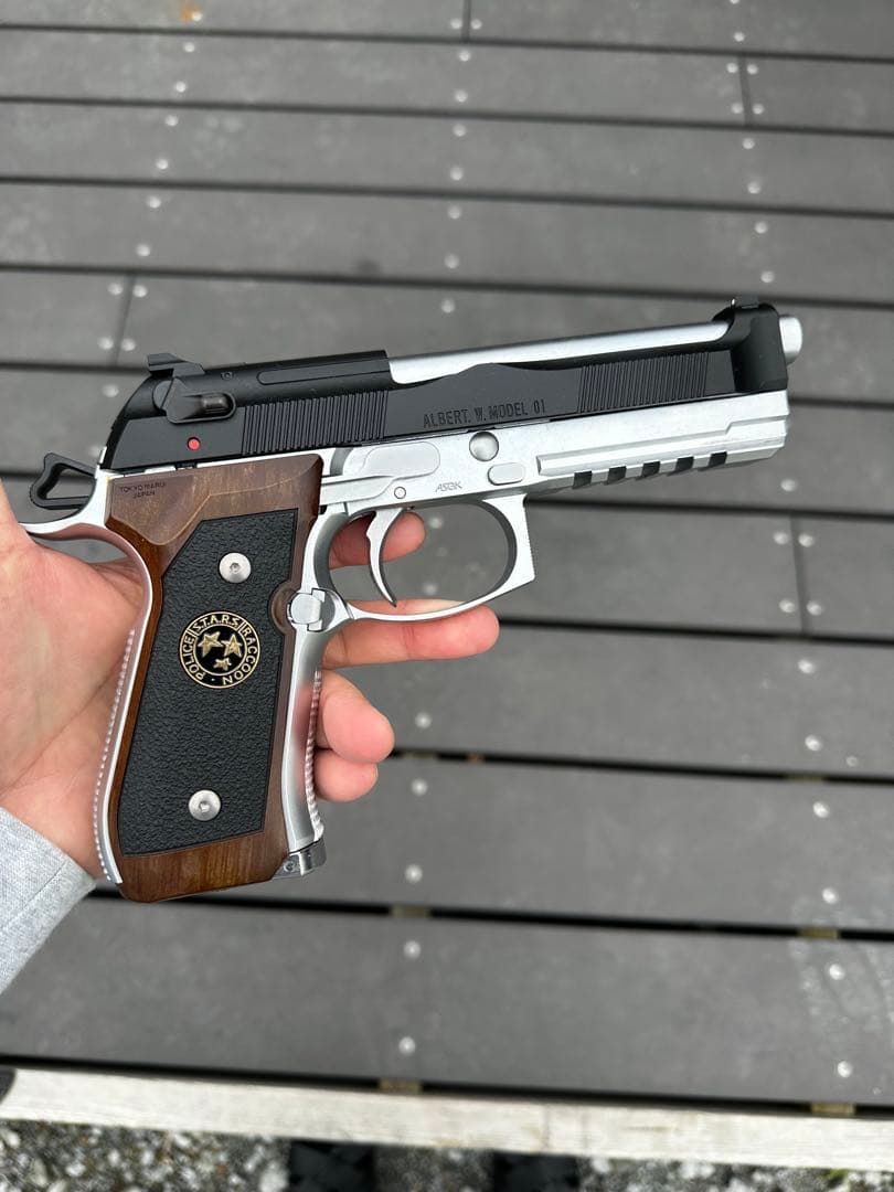 サムライエッジ ガスガン 東京マルイ　バイオハザード