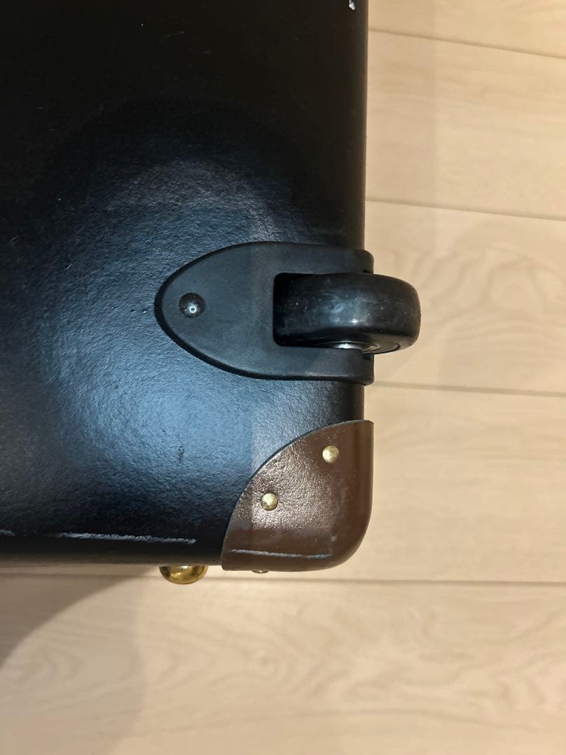 【美品】Globetrotter 33インチ　エクストラディープ　ブラック×タン