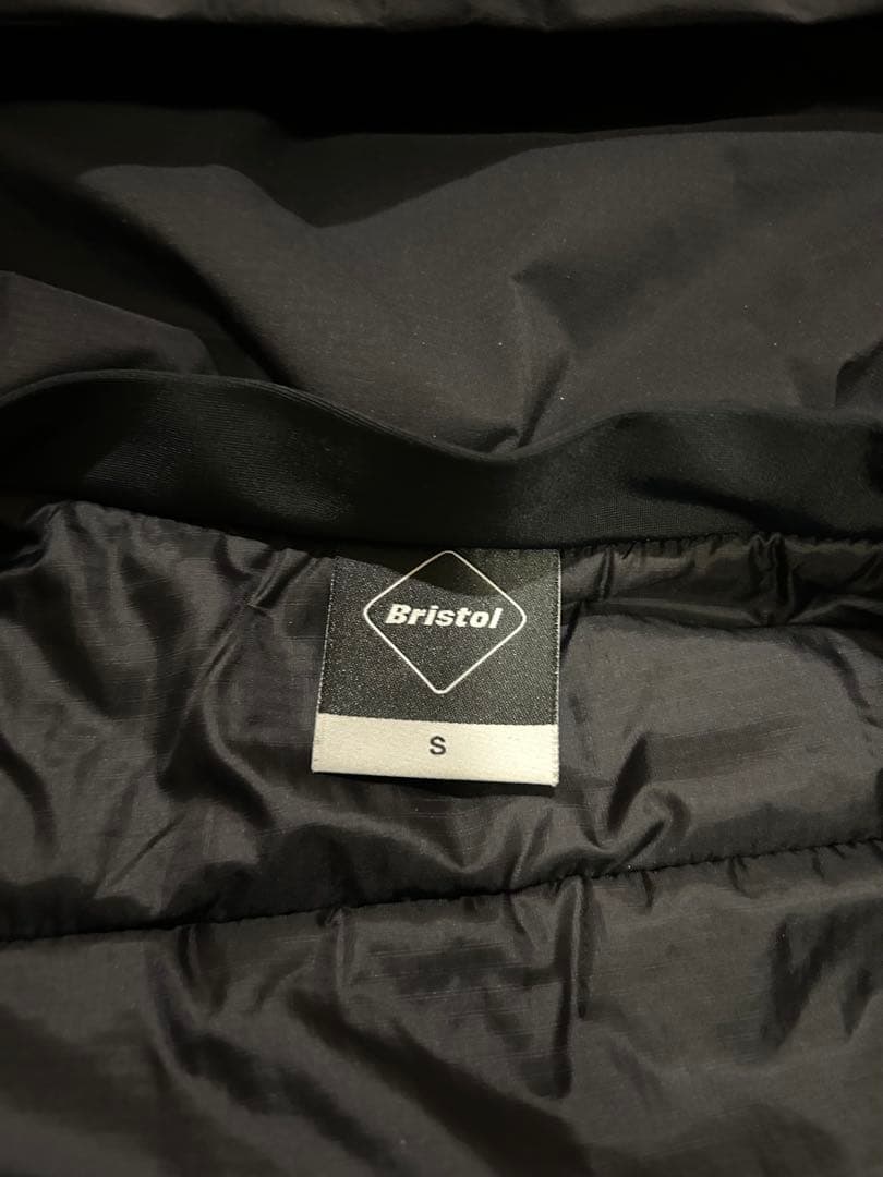 美品 23AW FCRB プリマロフト ジャケット