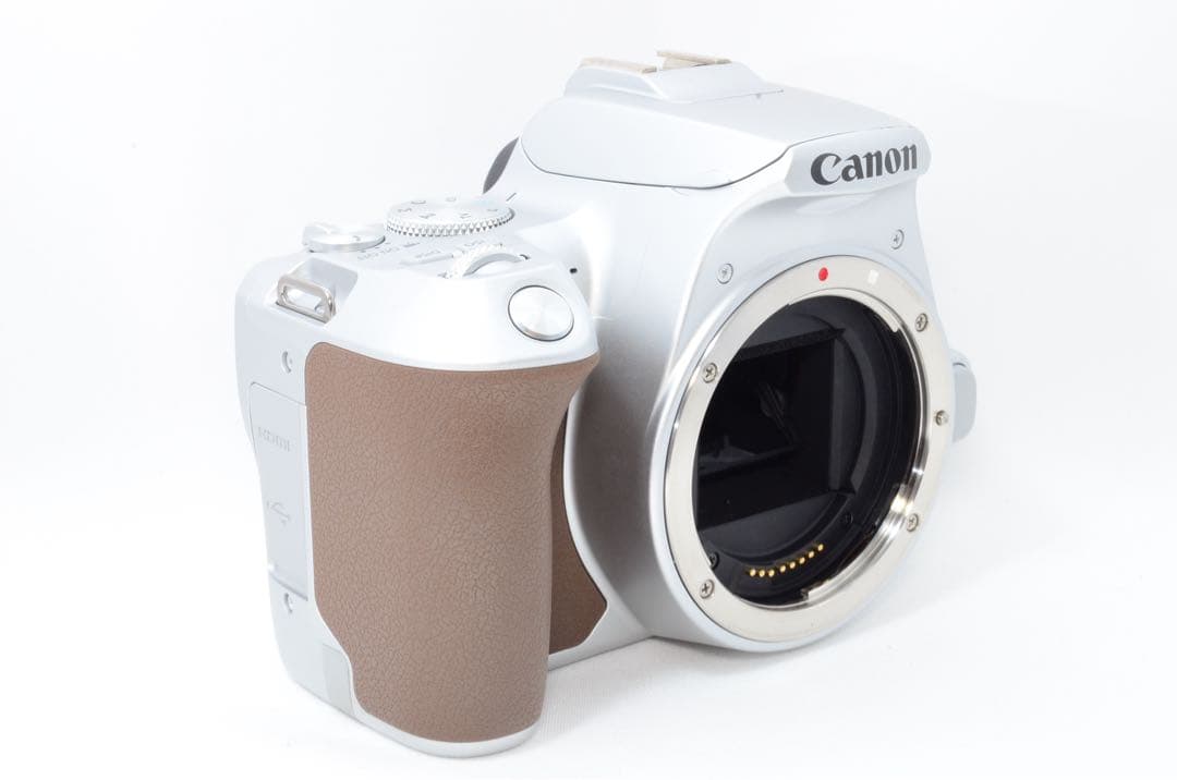 ❤️スマホへ転送❤️Canon EOS Kiss X10 シルバー❤️初心者に最適❤️