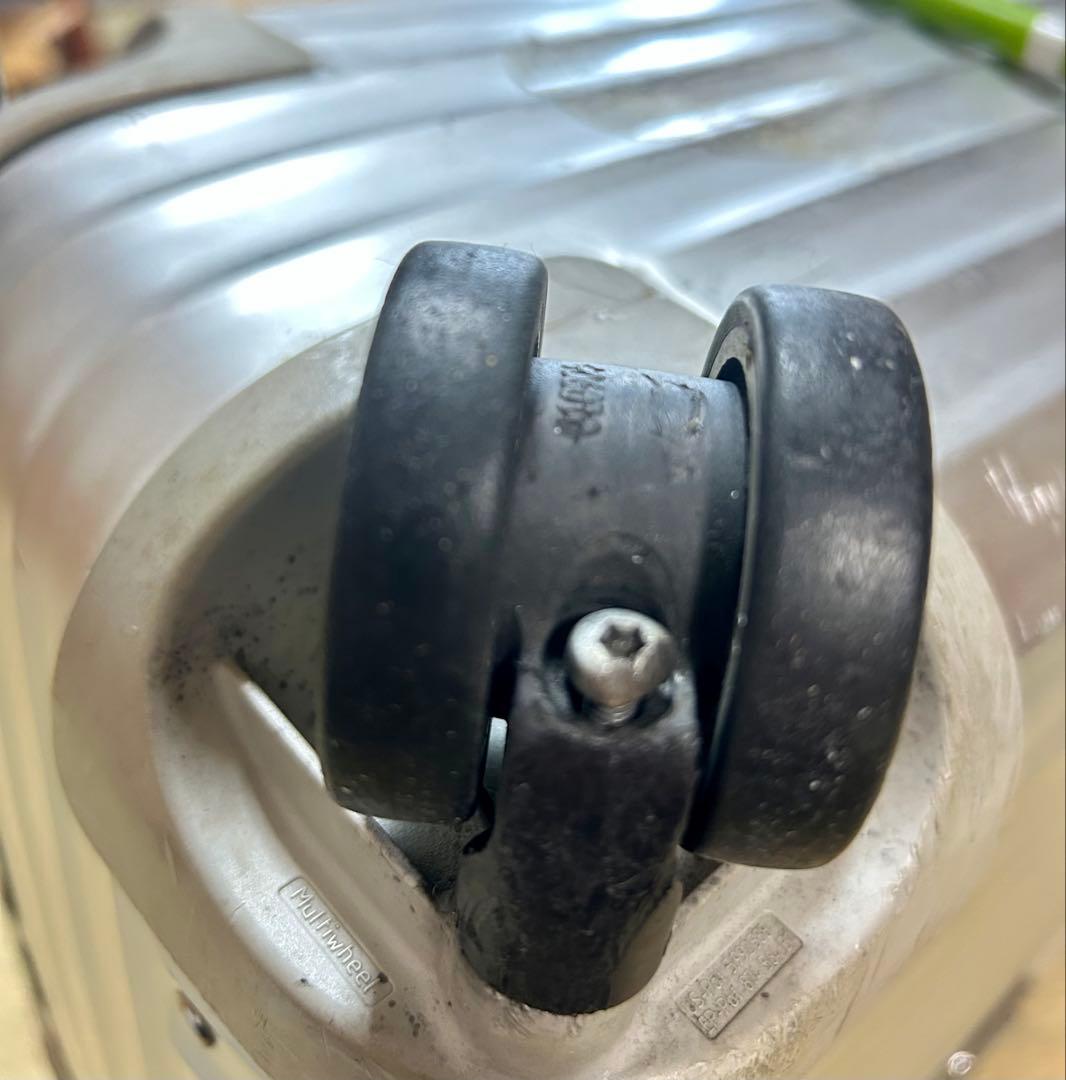 ✨【値下げ】リモワ　トパーズ　パイロット　4輪　トローリー　機内持込