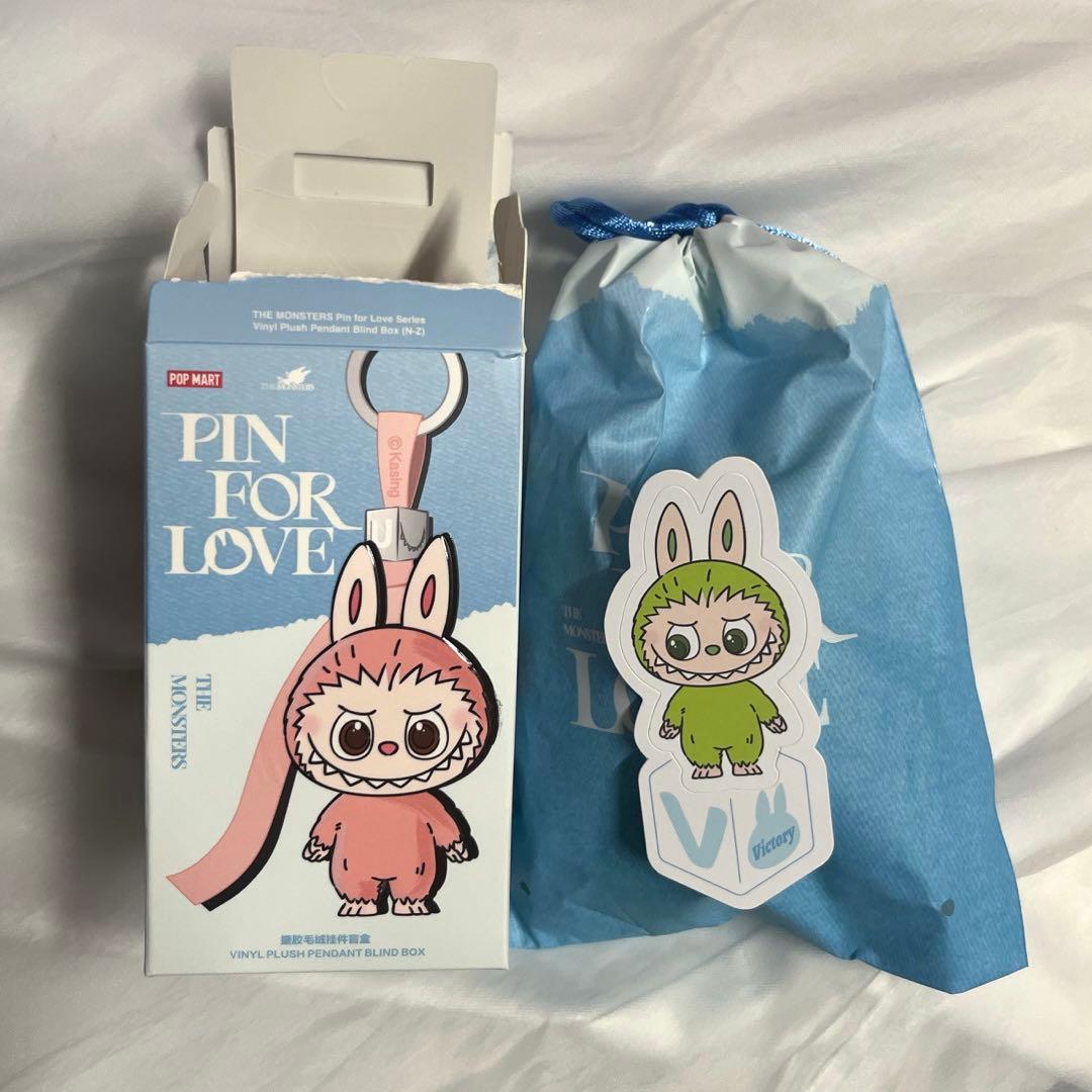 POP MART ラブブ PIN FOR LOVE V