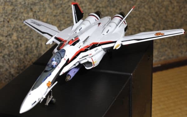 DX超合金　VF-25F 　メサイアバルキリー用 トルネードパーツ