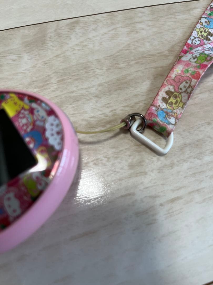 たまごっちみーつ サンリオキャラクターズみーつver. ピンク 中古