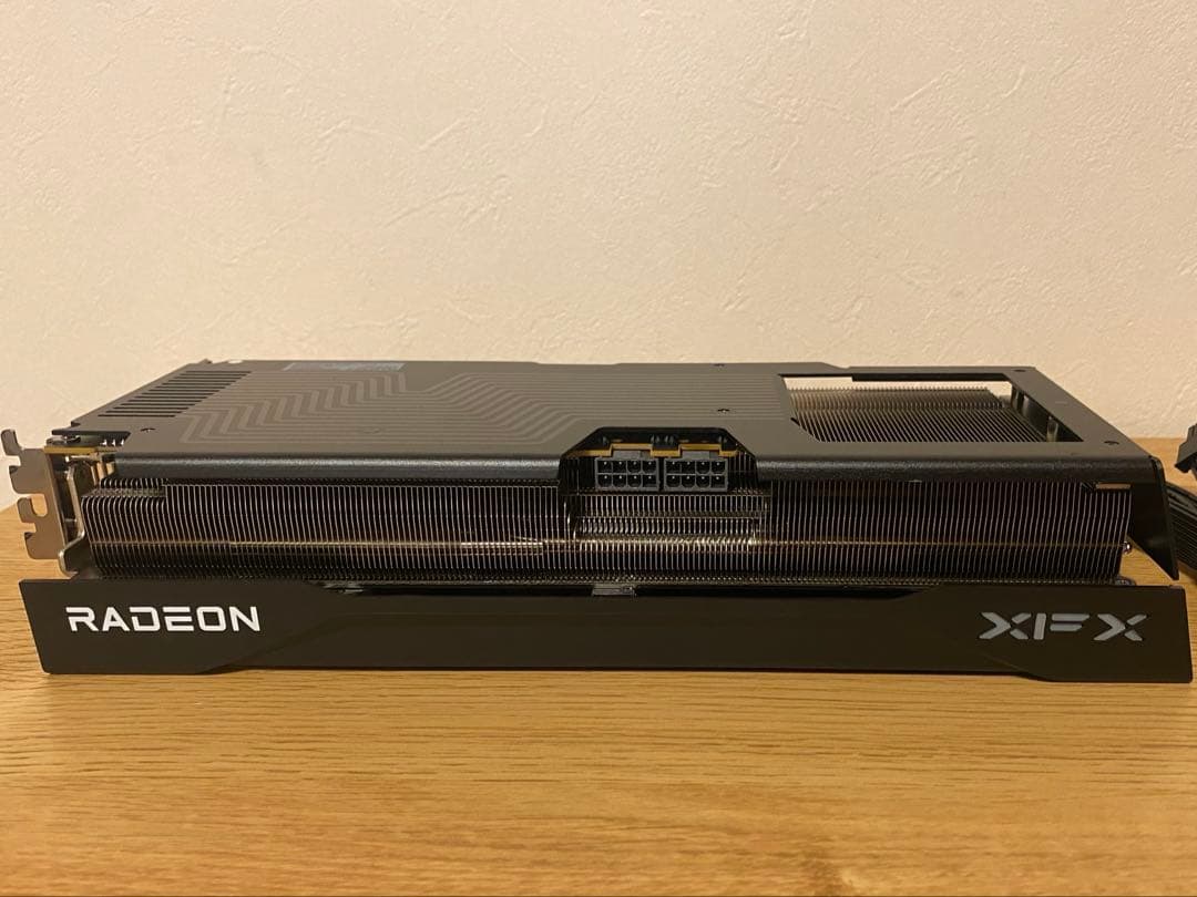 Gjb  XFX Radeon RX 9070 XTグラフィックボード