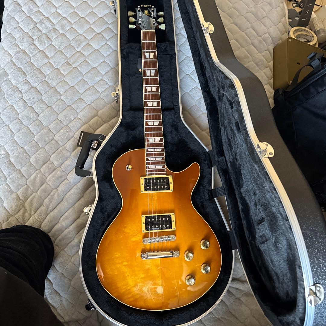 FUJIGEN フジゲン タイムレスティンバー BAT 型番不明　レスポール