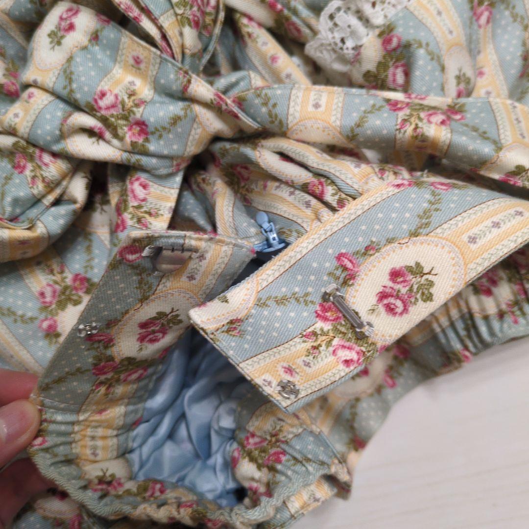 メタモルフォーゼ　初期　スカート　アンティークローズブーケ柄　水色