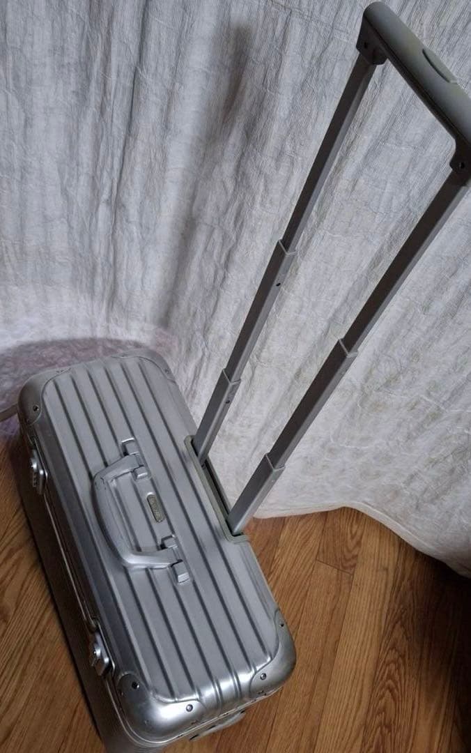 リモワ　パイロット　トロリー2輪　カナダ製