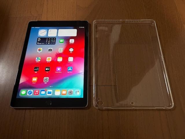 iPad 第5世代 ★電池良好 Wifi+Cellulerクリアケース付き