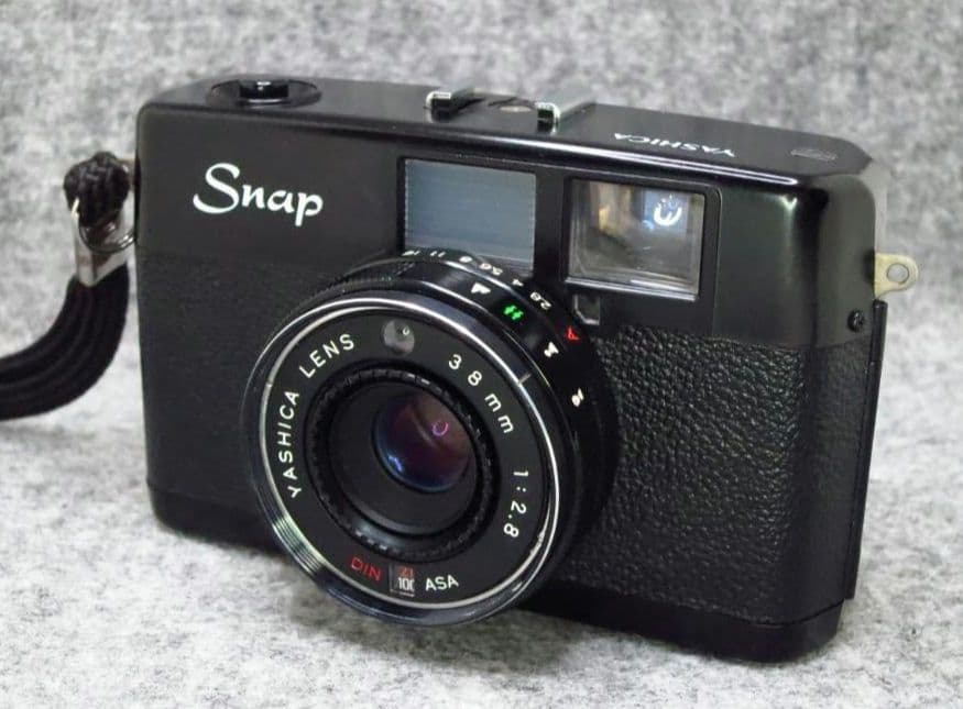 ヤシカ　Snap フィルムカメラ