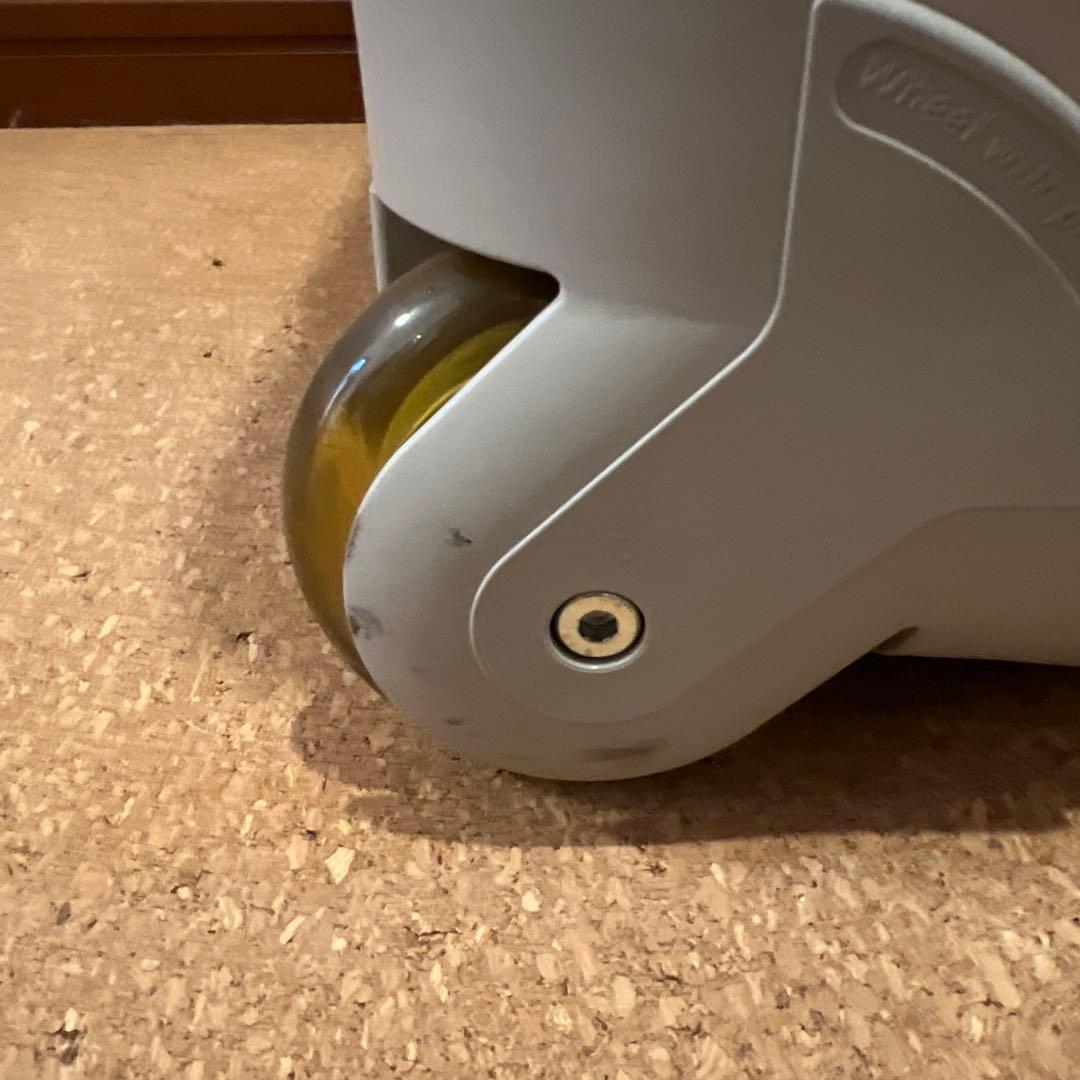 バッグ RIMOWA TOPAS BUSINESS TROLLEY 28L