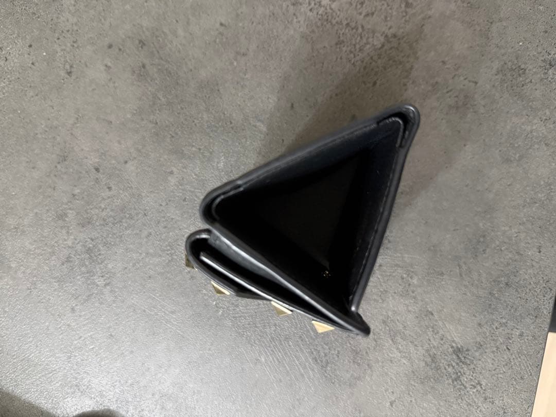 Valentino スタッズ付き財布