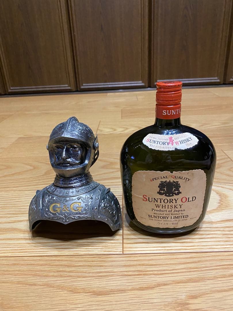 ニッカウイスキー　G&G兜鎧　サントリーオールド