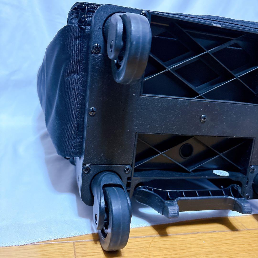 【新品✨️】SWANY スワニー スターツコラボ ブラック イス付き スーツケース