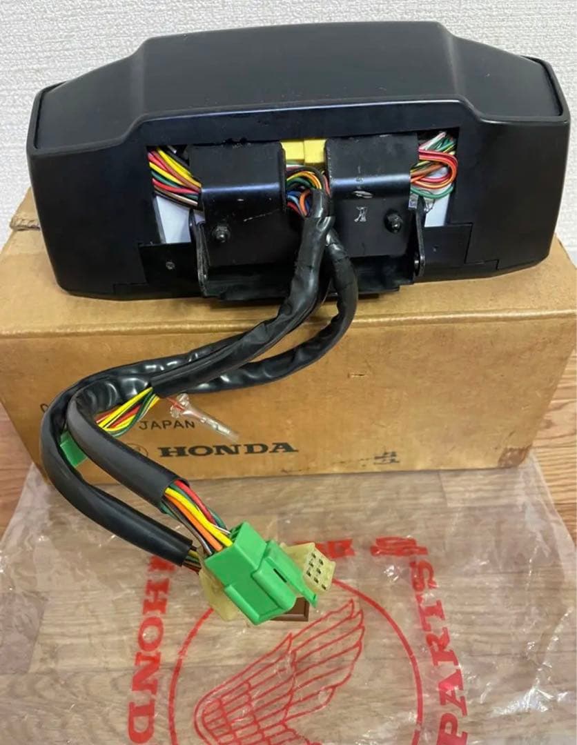 ホンダ　スピードメーター　ナナハン　SABRE