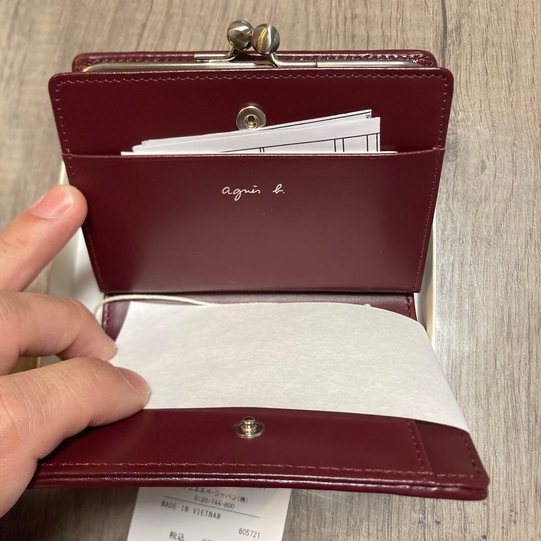 え*も様 お年玉特価　agnes b. voyage 二つ折り財布新品未使用