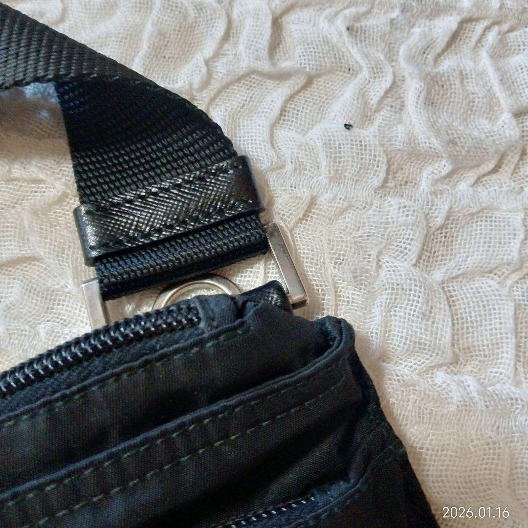 専用　美品　プラダ　三角ロゴ　ナイロン　ミニショルダー