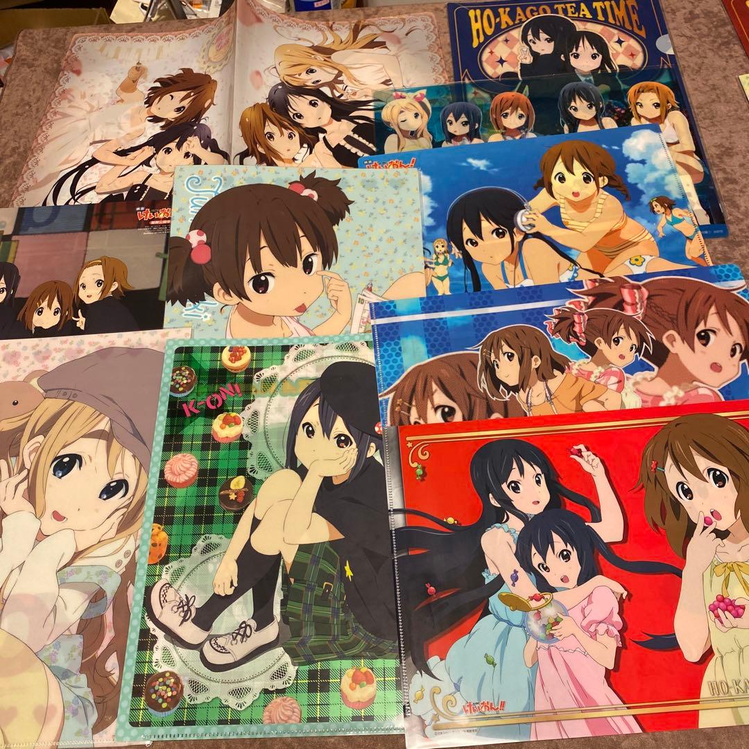 けいおん!!クリアファイル67枚大量放出！！専用ケース付き！