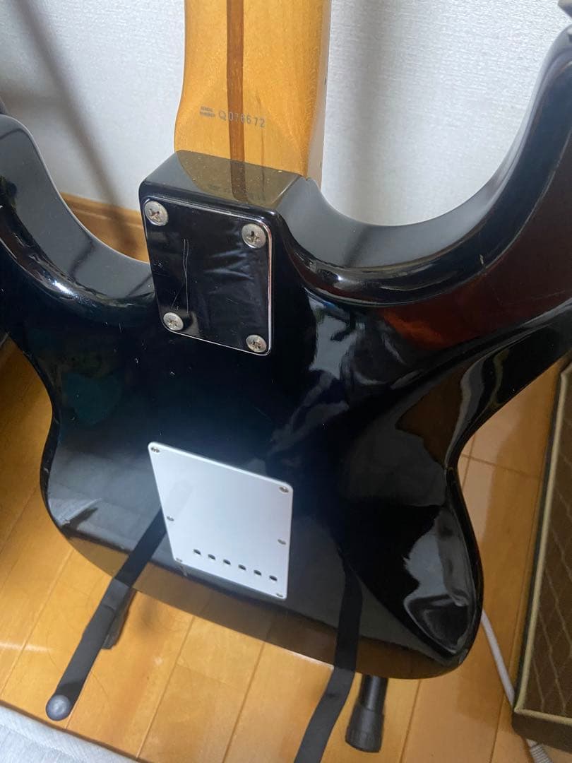 Fender japan Stratocaster 黒