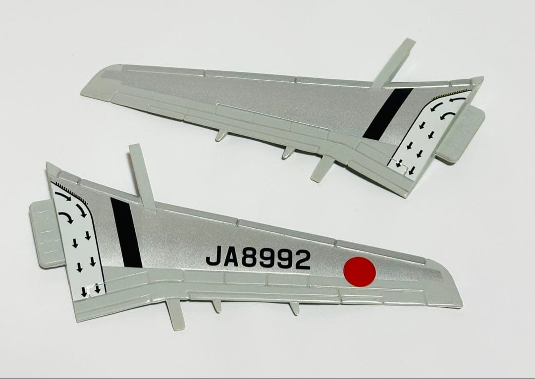 JALUX 1/130 B737-400 さくらジンベエ