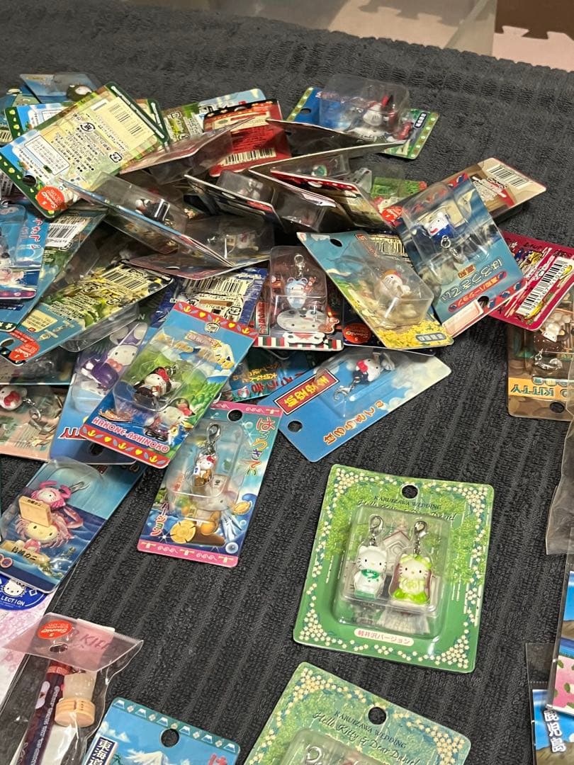 合間公式アカウント1 ご当地キティ