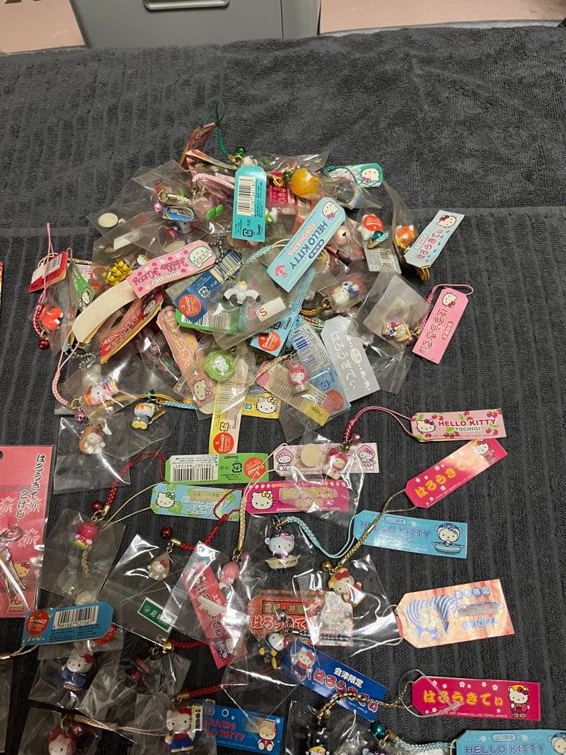 合間公式アカウント1 ご当地キティ