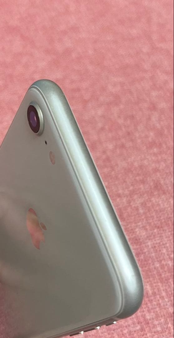 Apple iPhone 8 シルバー SIMフリー