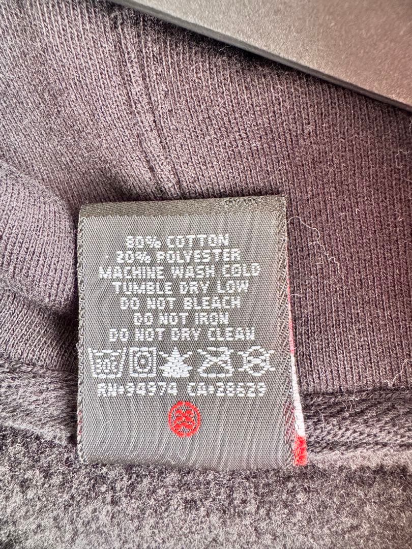 【希少‼︎】STUSSY ロゴ入り 黒 パーカー