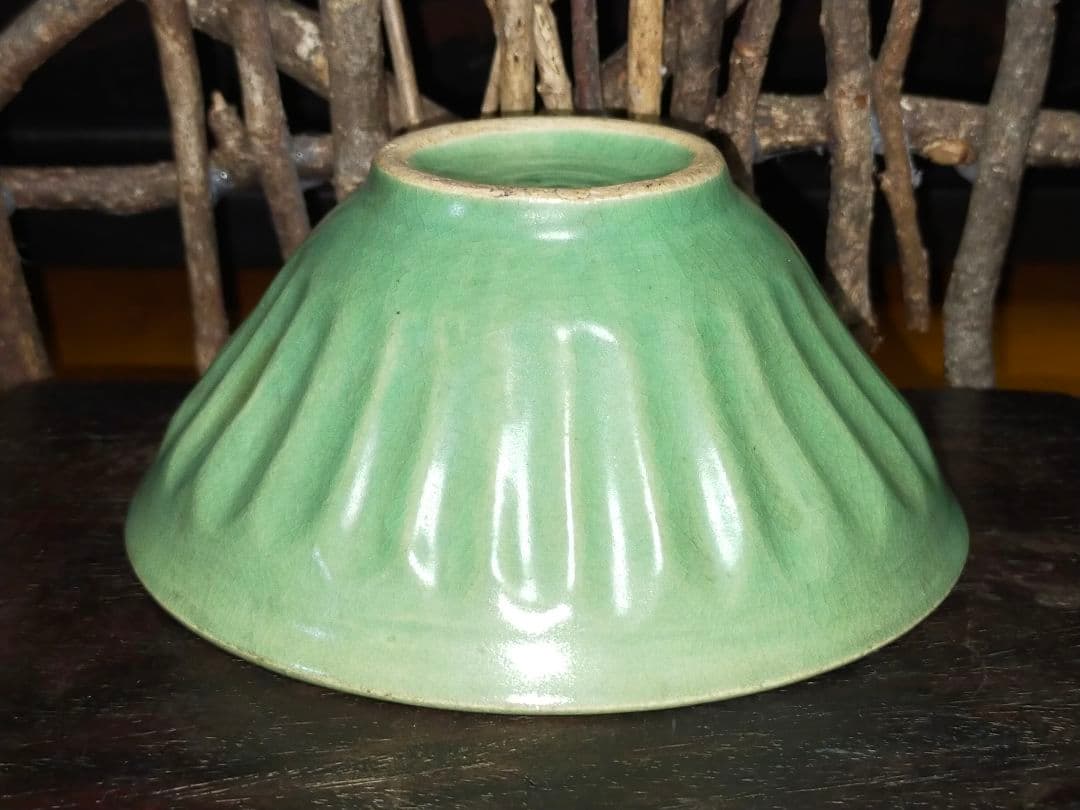 ♥茶碗　緑釉　無銘　桐箱付き　茶道具　骨董　古玩