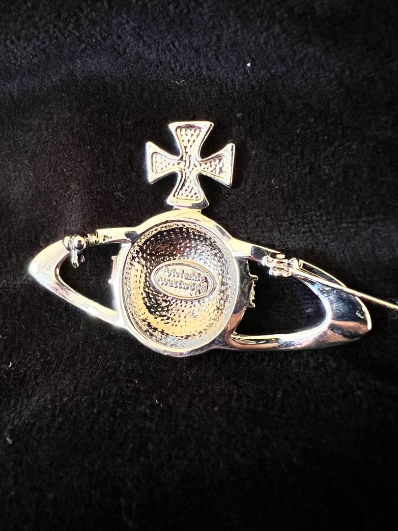 Vivienne Westwood シルバーブローチ