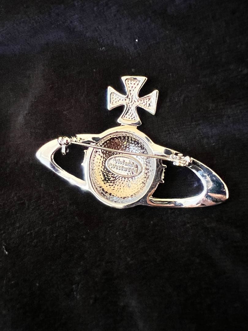 Vivienne Westwood シルバーブローチ