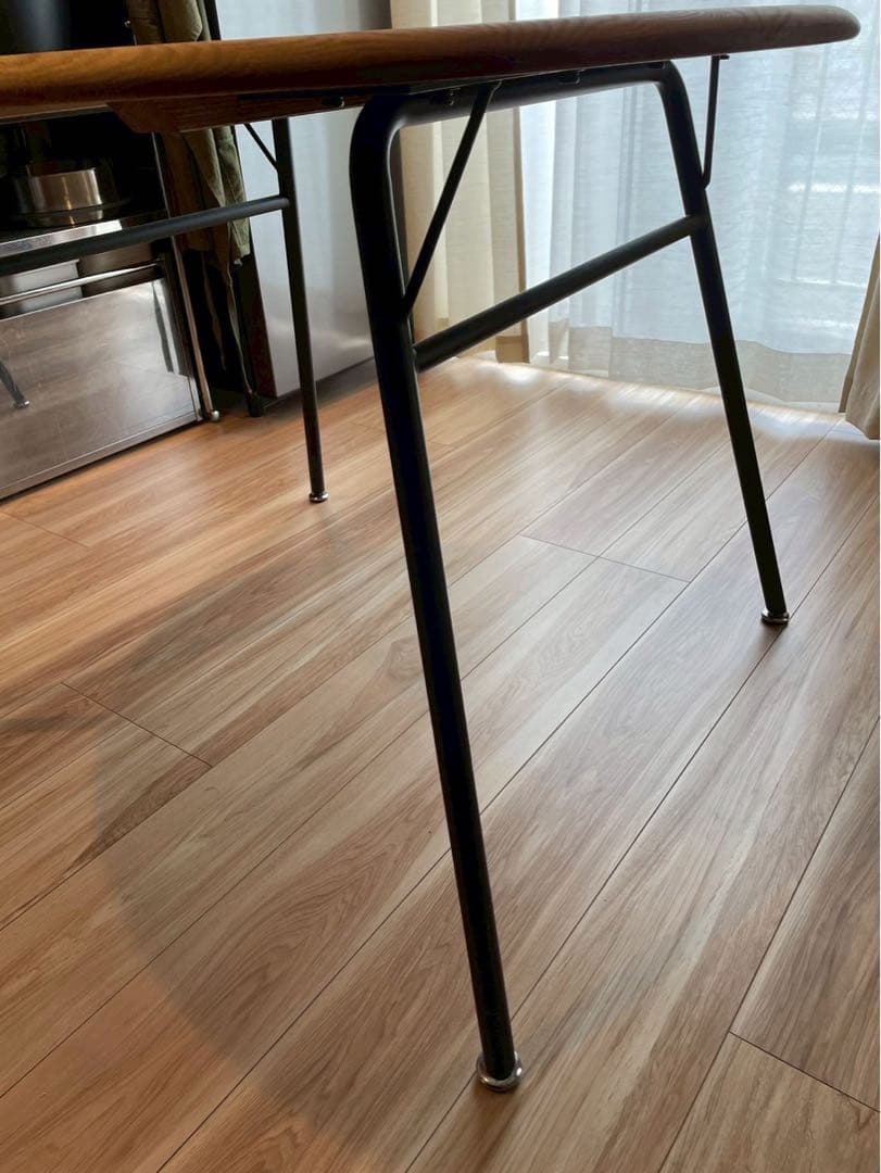 モモナチュラルVEOT CIRCLE 950 TABLE