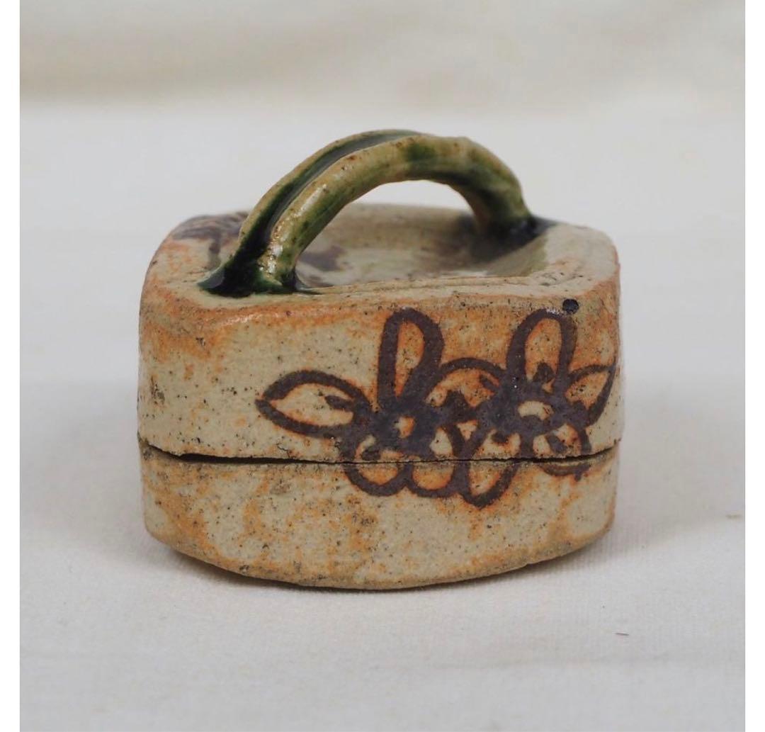 送料無料　コレクター所蔵品　江戸時代 織部香合/香盒　美濃焼 香道具華道具蓋物