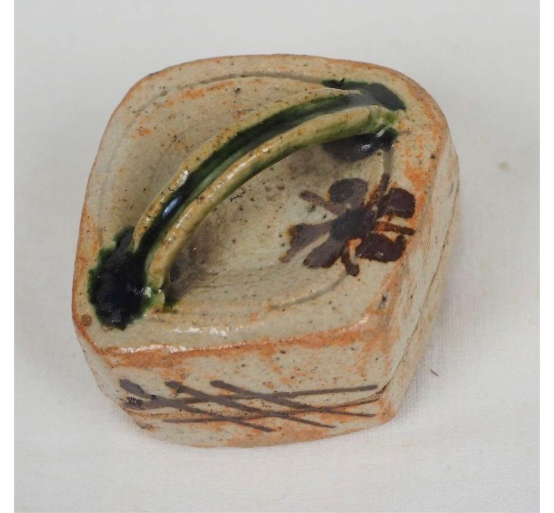 送料無料　コレクター所蔵品　江戸時代 織部香合/香盒　美濃焼 香道具華道具蓋物