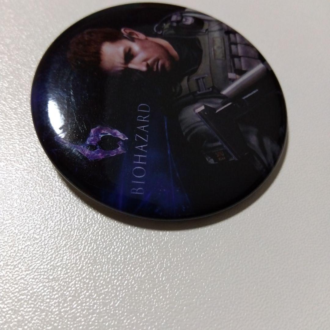 【バイオハザード】クリス パセラ カプコンバー 特典 缶バッジ