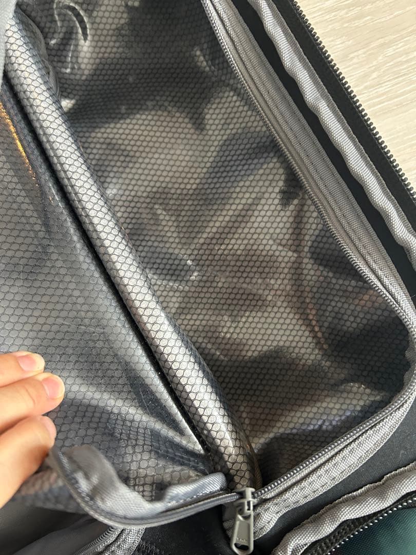 BURTON バートン　キャリーケース　ユズド