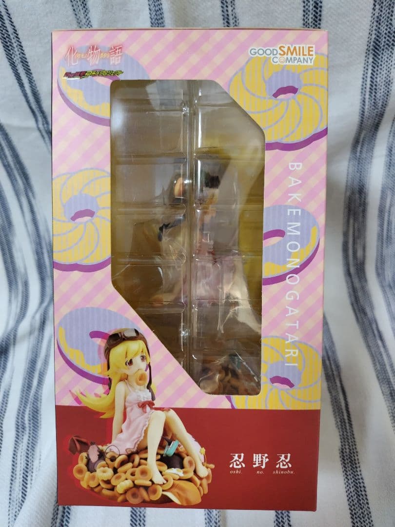 【新品未開封】グッドスマイルカンパニー 1/8 忍野忍 化物語 フィギュア