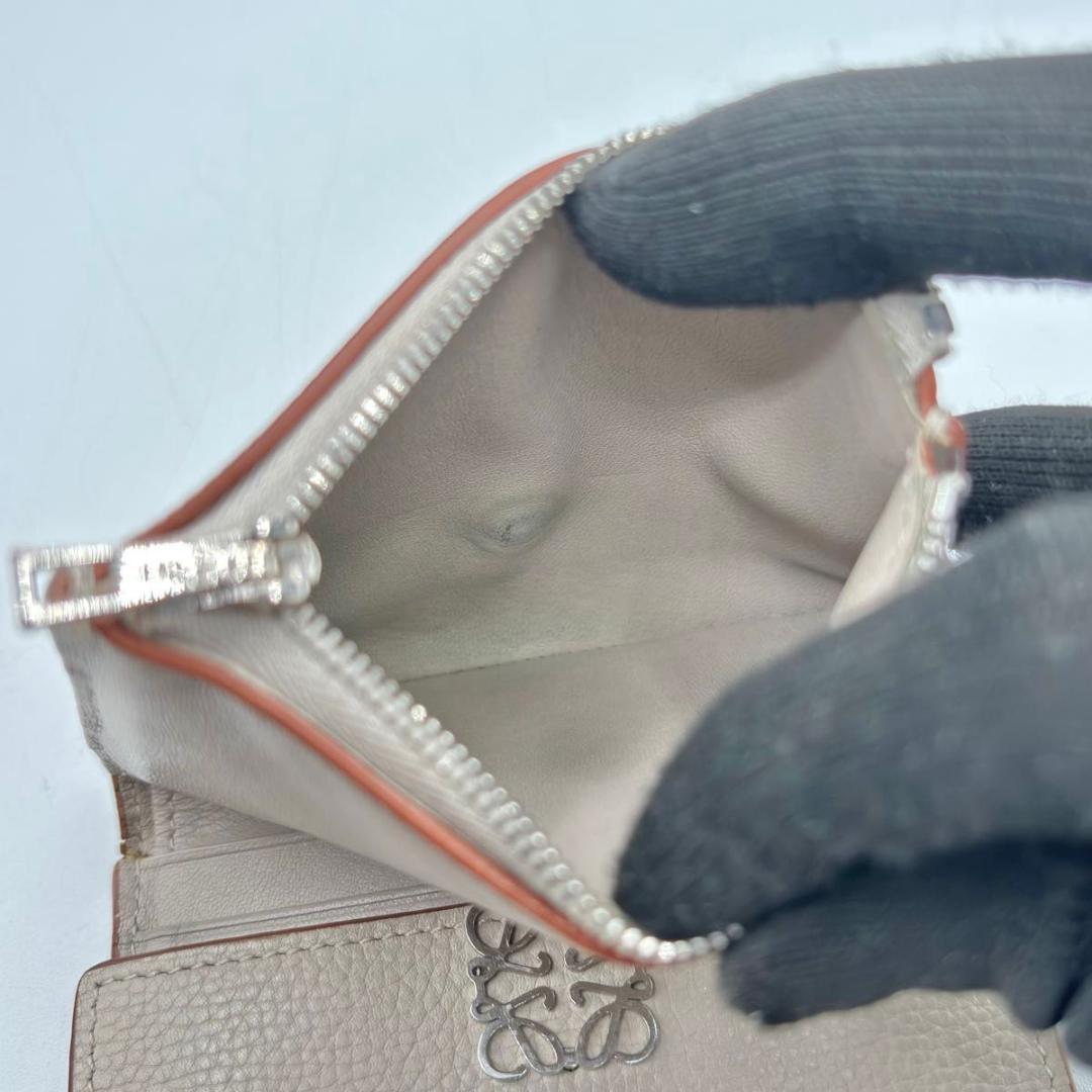 美品 箱袋付属 ロエベ 三つ折り財布 アナグラム ベージュ コンパクト 小銭入れ