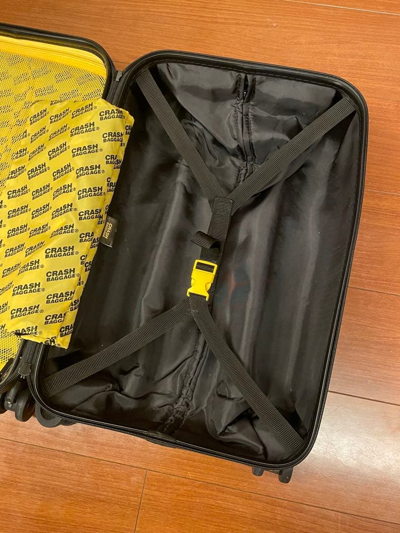CRASH BAGGAGE（クラッシュバゲージ）　ブラック　Sサイズ
