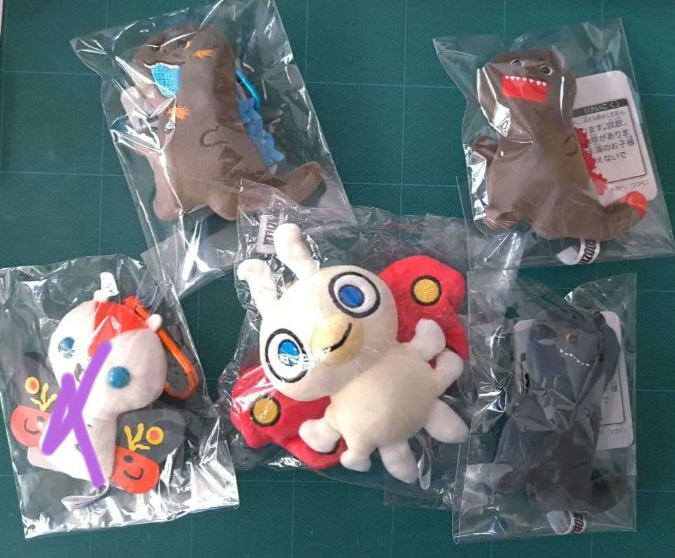 【新品】ゴジラかも。 カラビナマスコットぬいぐるみ 5体セットコレクションに最適